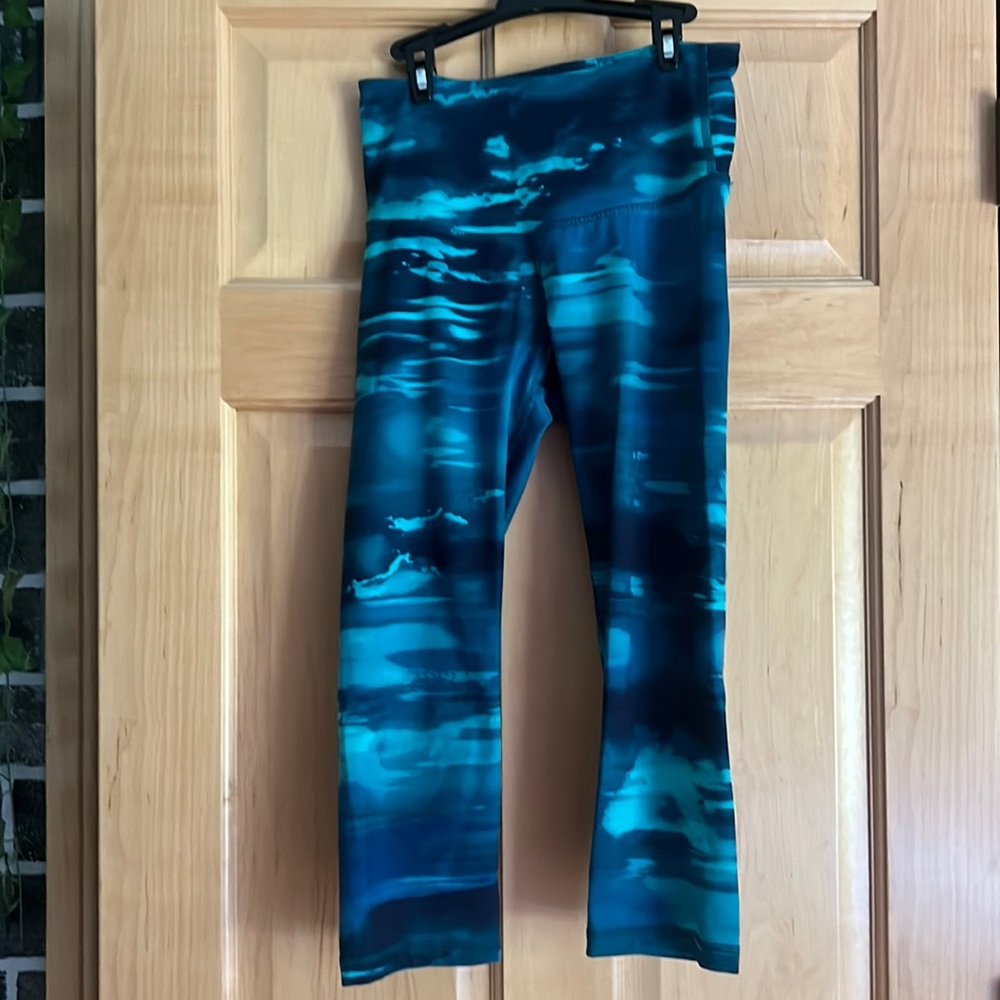 Blue and teal 3/4 leggings